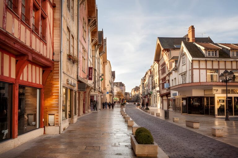 Troyes
